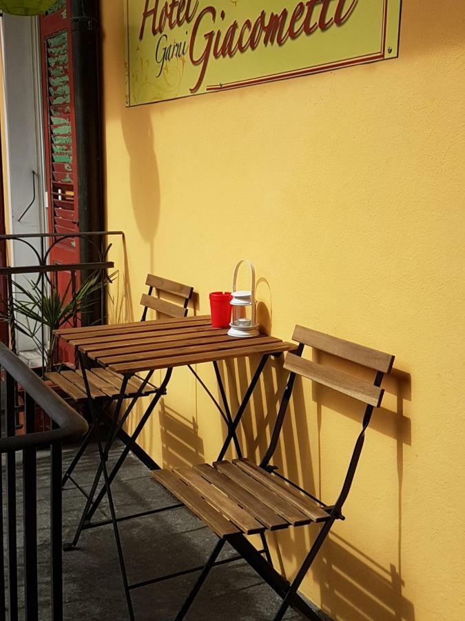 Garni Giacometti Locarno Buitenkant foto