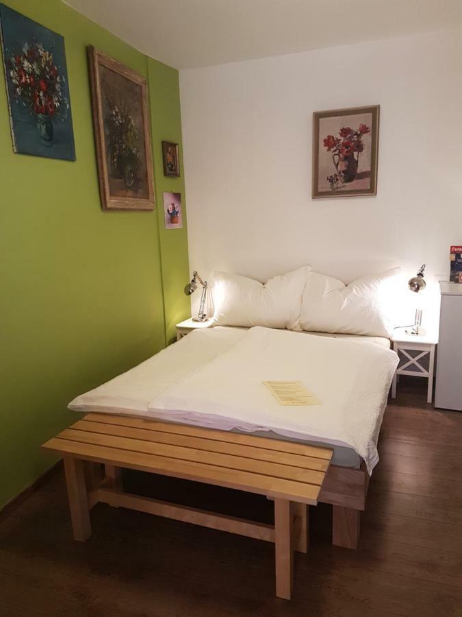 Garni Giacometti Locarno Buitenkant foto
